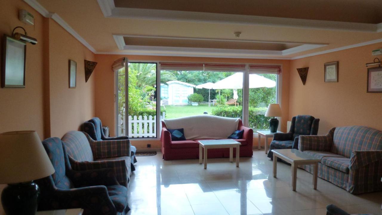 Hotel Pineda Playa Noja Extérieur photo