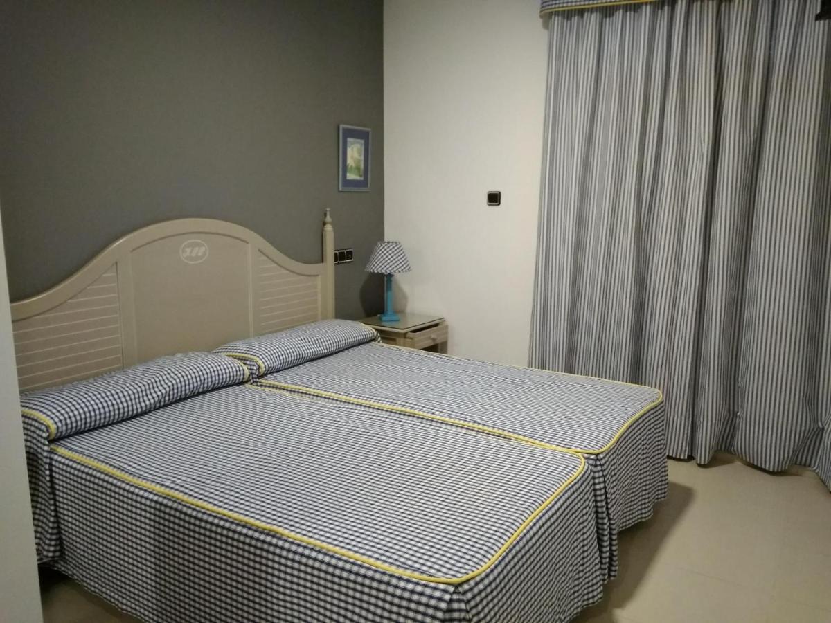 Hotel Pineda Playa Noja Extérieur photo