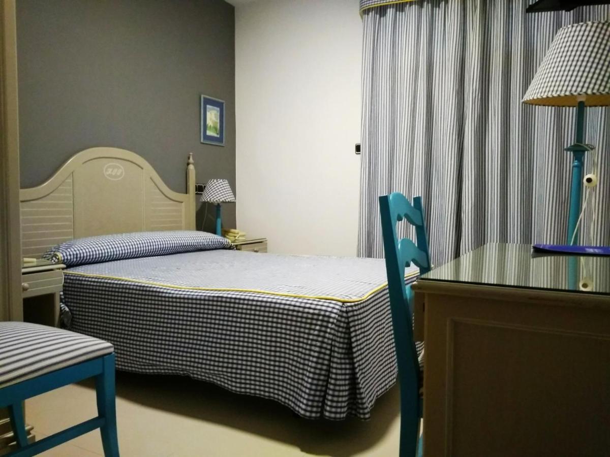Hotel Pineda Playa Noja Extérieur photo