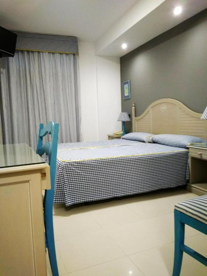Hotel Pineda Playa Noja Extérieur photo